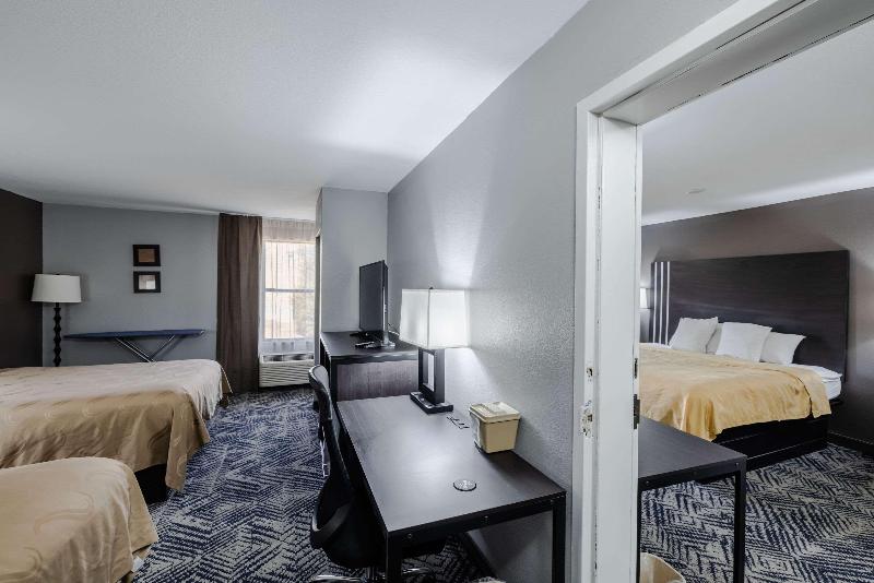 Quality Inn Olive Branch - Memphis South image