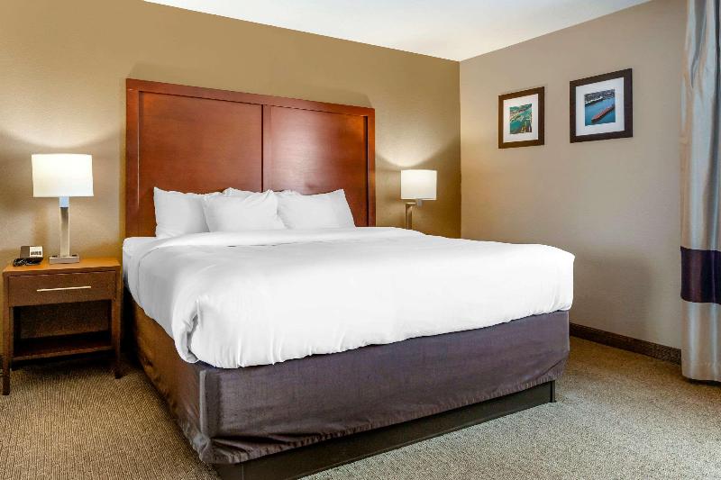 Comfort Inn Sault Ste Marie image
