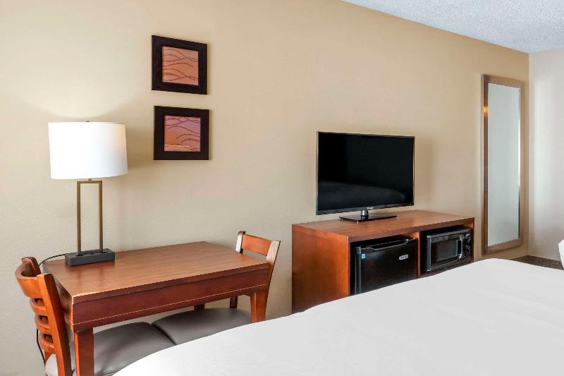 Comfort Inn Sault Ste Marie image