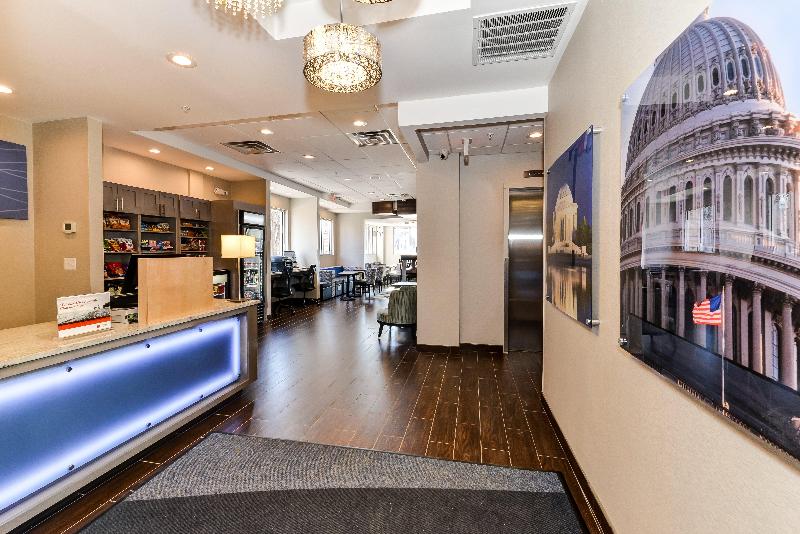 Holiday Inn Express Washington DC N–Silver Spring image