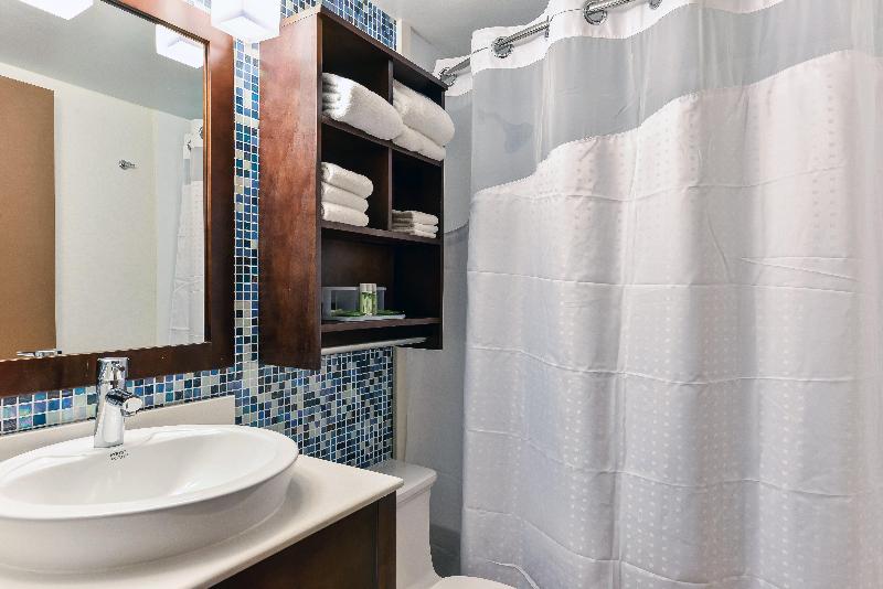 Holiday Inn Express Washington DC N–Silver Spring image