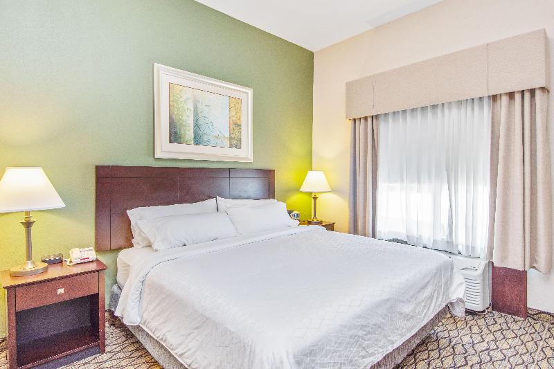 Holiday Inn Express & Suites Springfield-Medical D 4