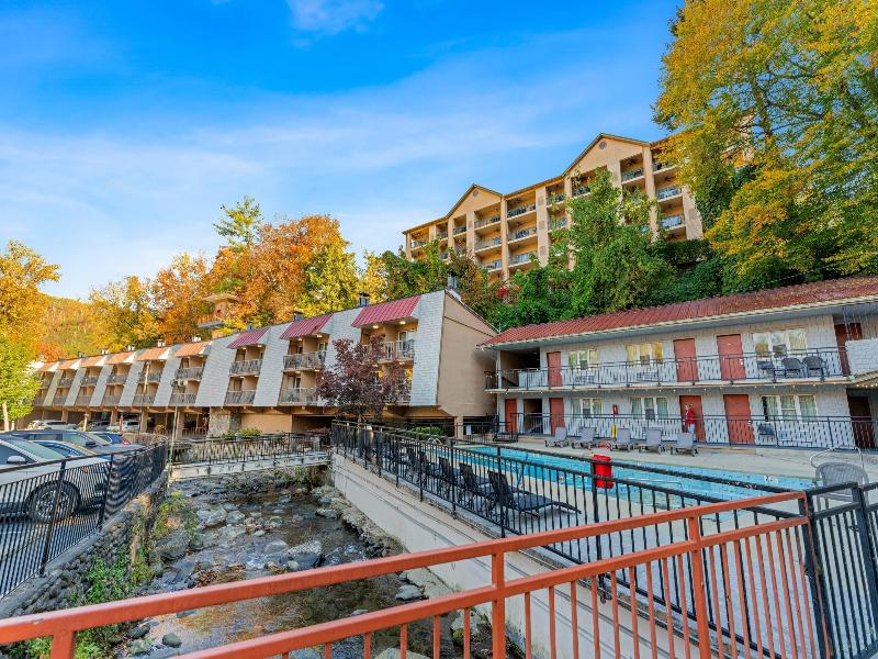 Quality Inn Creekside - Downtown Gatlinburg image