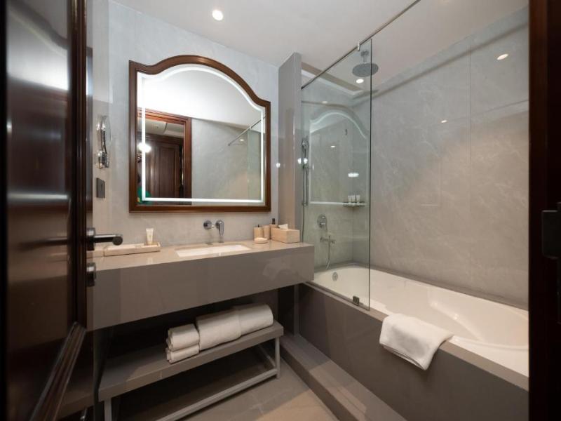 Express Inn Heritage Aurangabad Airport image