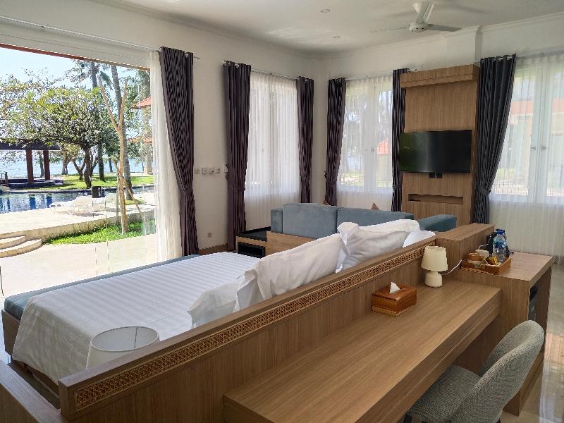 Scampi Indorus Resort image
