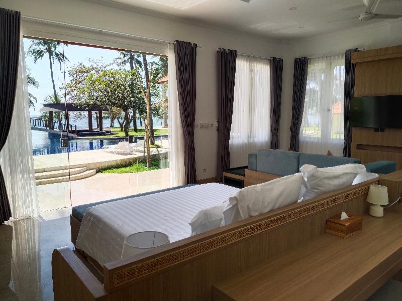Scampi Indorus Resort image