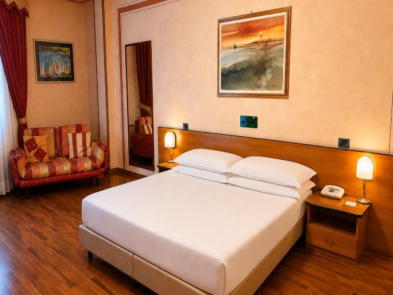Phi Hotel Pianfei image