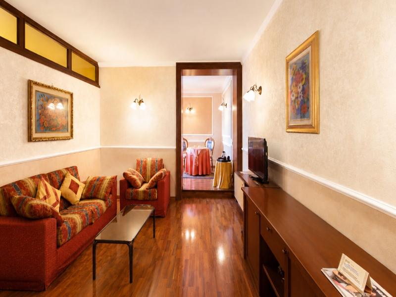 Phi Hotel Pianfei image