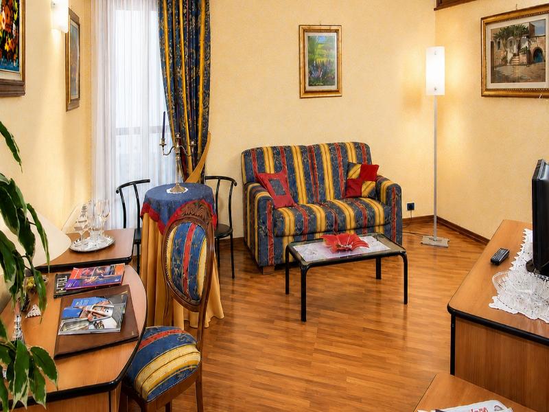 Phi Hotel Pianfei image