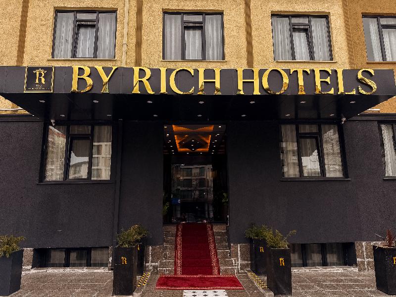 Mays By Rich Hotel image