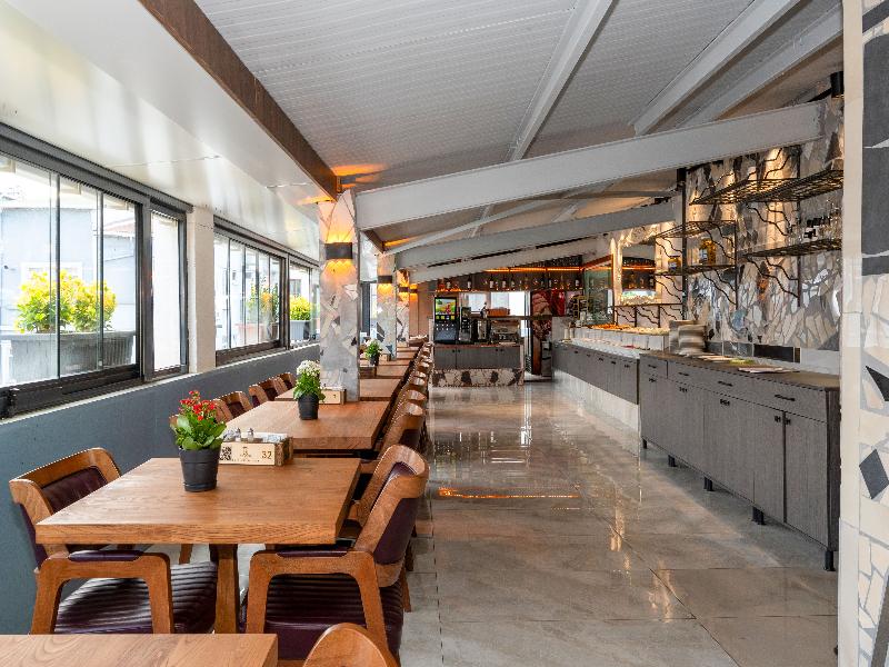 Mays By Rich Hotel image