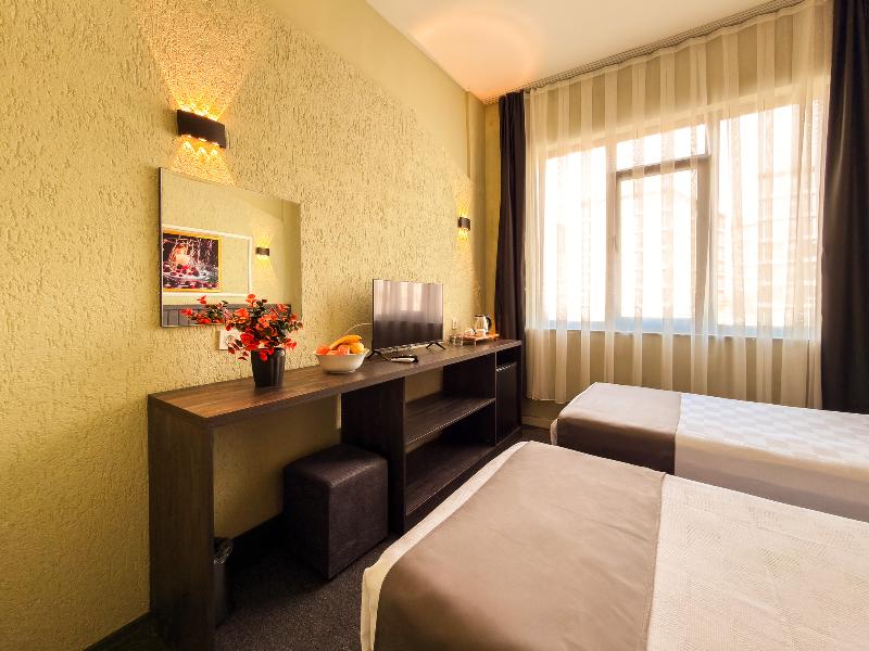 Mays By Rich Hotel image