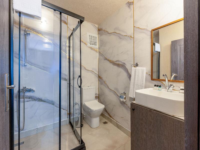 Mays By Rich Hotel image