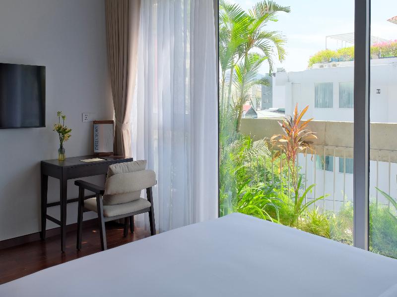Marisol Hotel image
