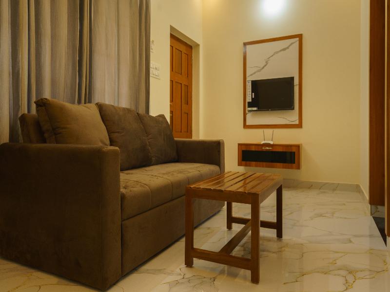 Gayathri Nest image