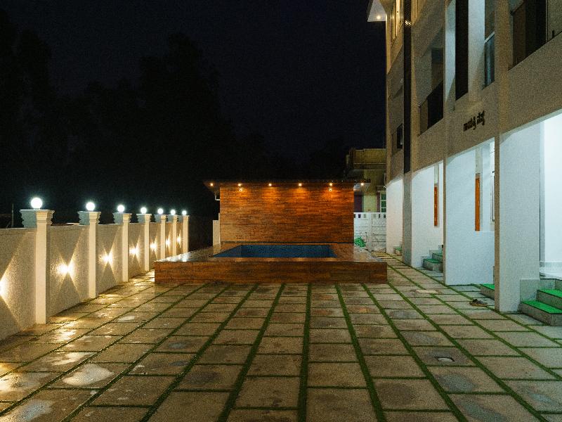 Gayathri Nest image