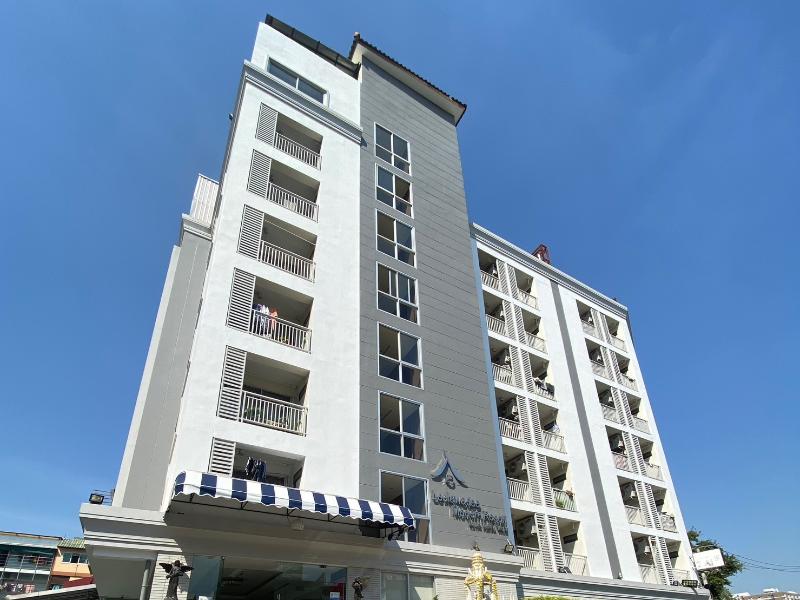Leelawadee Huaikhwang image