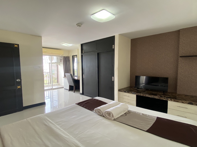Leelawadee Huaikhwang image