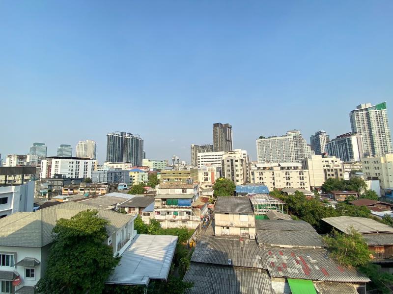 Leelawadee Huaikhwang image