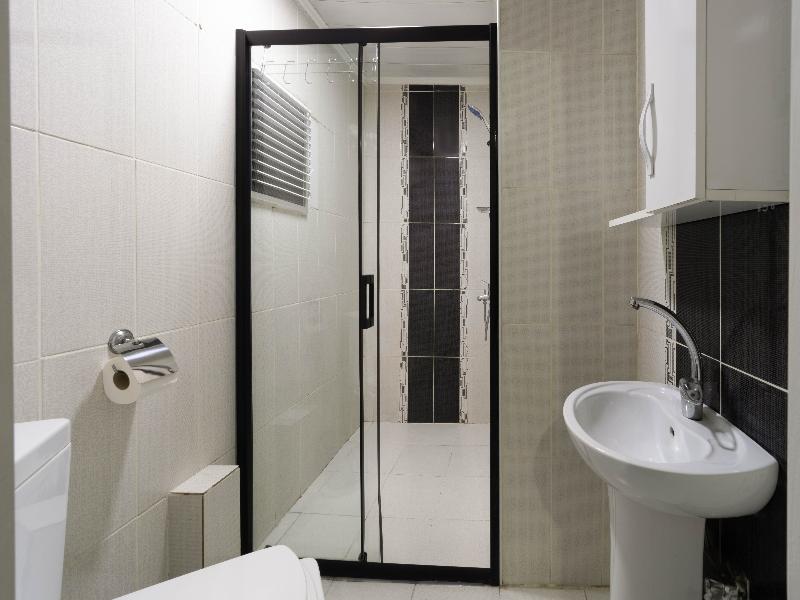 Galley Port Rooms image