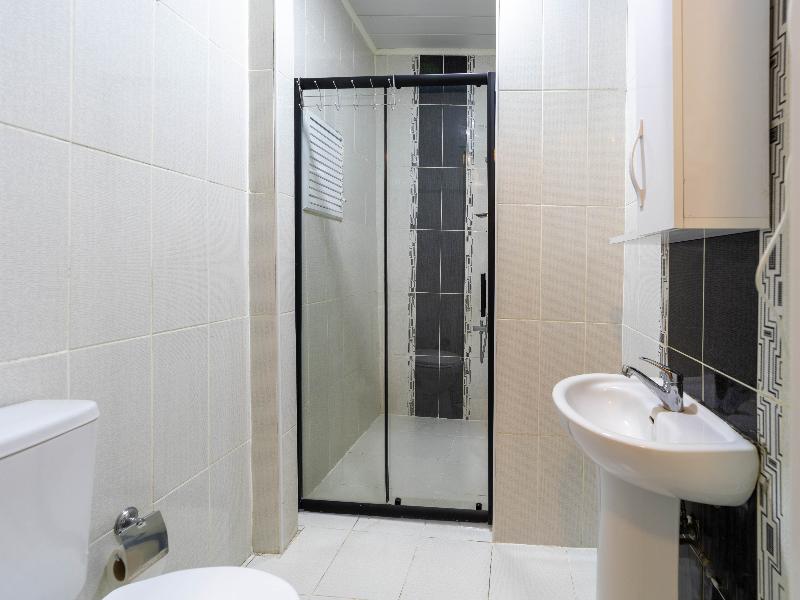 Galley Port Rooms image