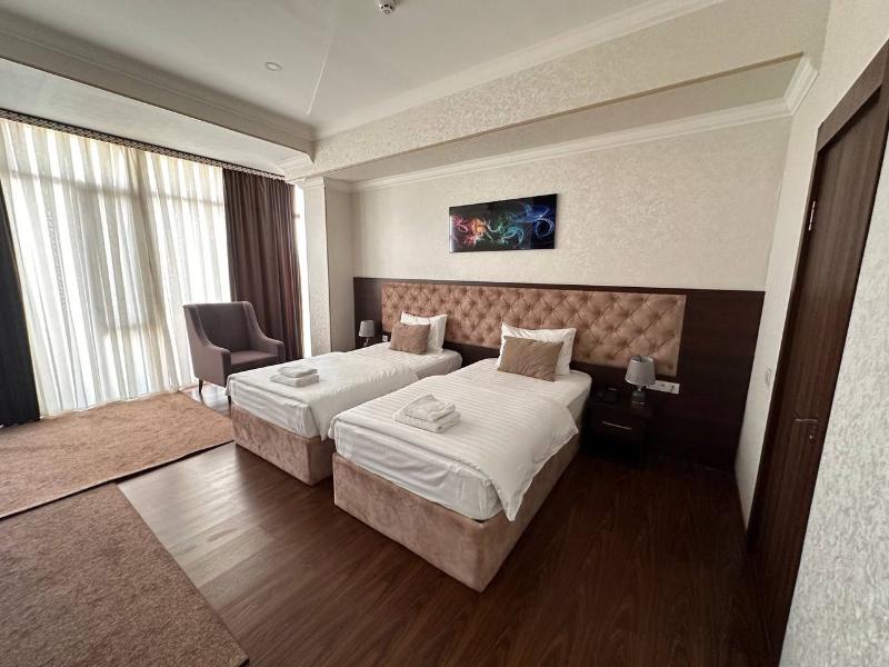 Toshkent Grand Turon 1 image