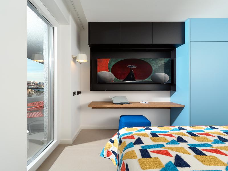Urban Nook Design Suites image