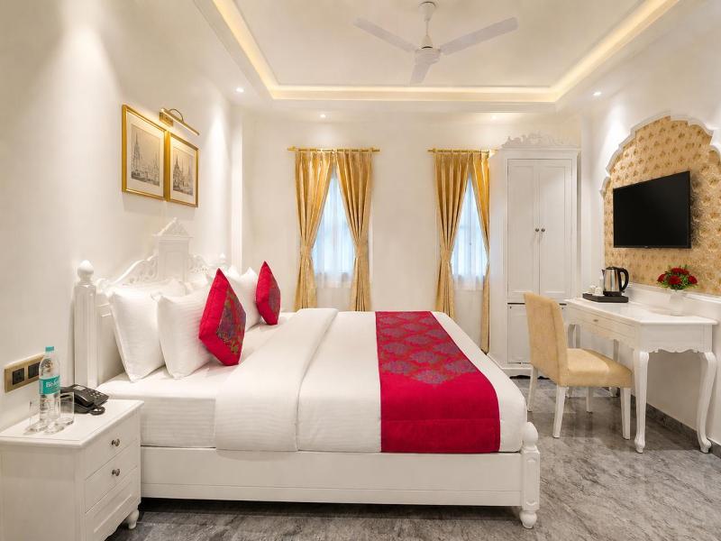 Hotel Pinky Villa-heritage Boutique Suites Delhi image