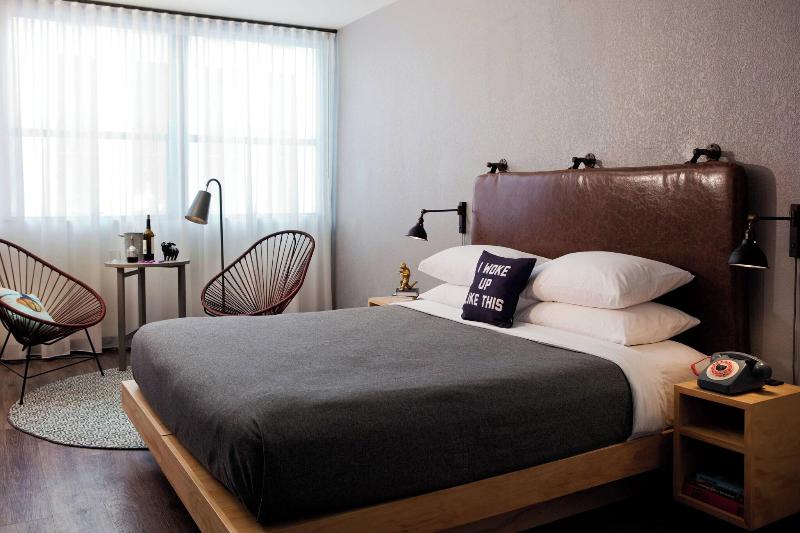 Moxy New Orleans Downtown/French Quarter Area image