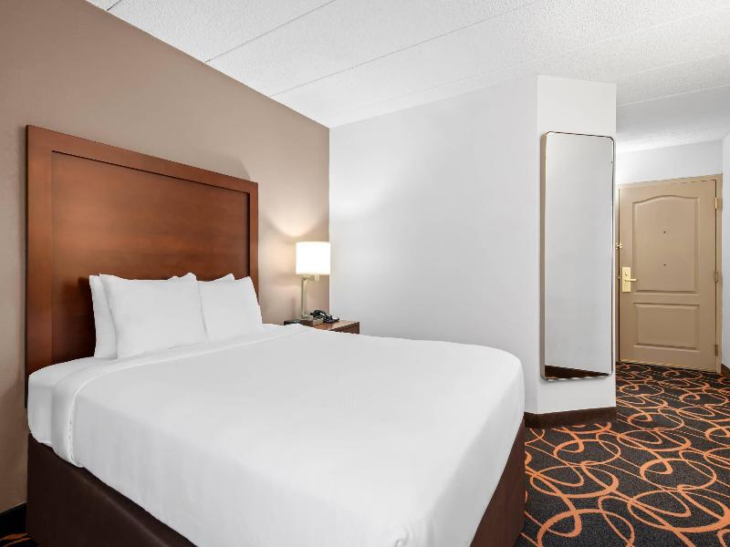 Comfort Inn Plymouth-Minneapolis image