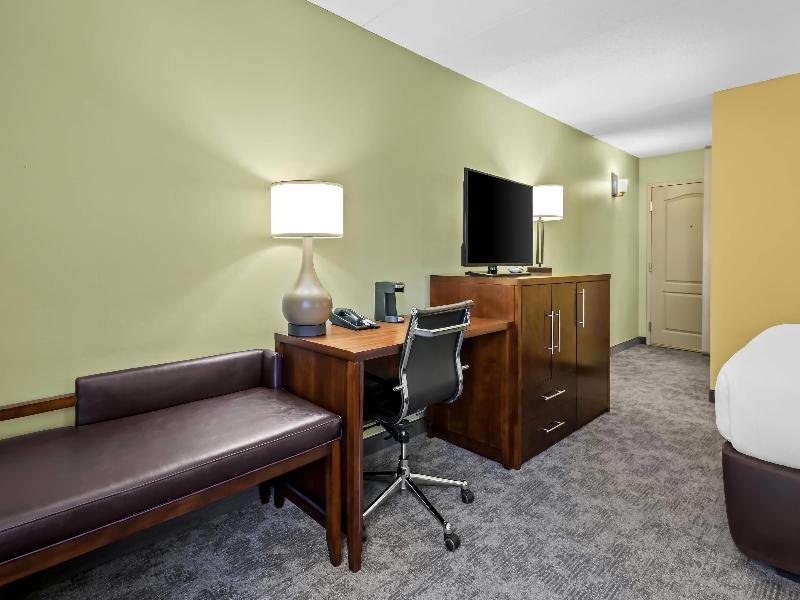 Comfort Inn Plymouth-Minneapolis image