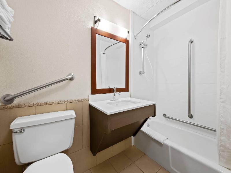 Comfort Inn Plymouth-Minneapolis image