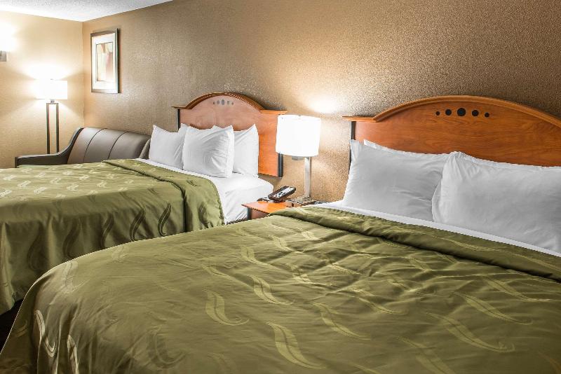Quality Inn & Suites Columbus West - Hilliard image