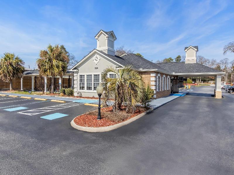 Quality Inn & Suites Lexington image