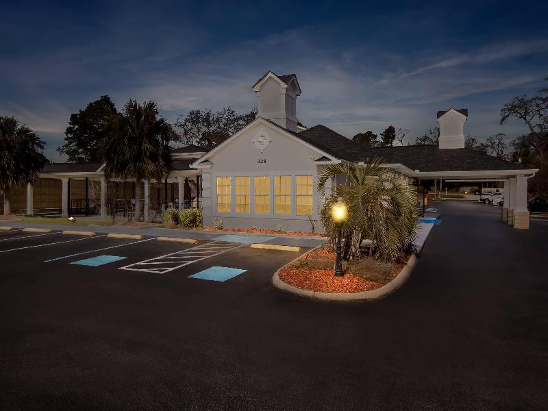 Quality Inn & Suites Lexington image