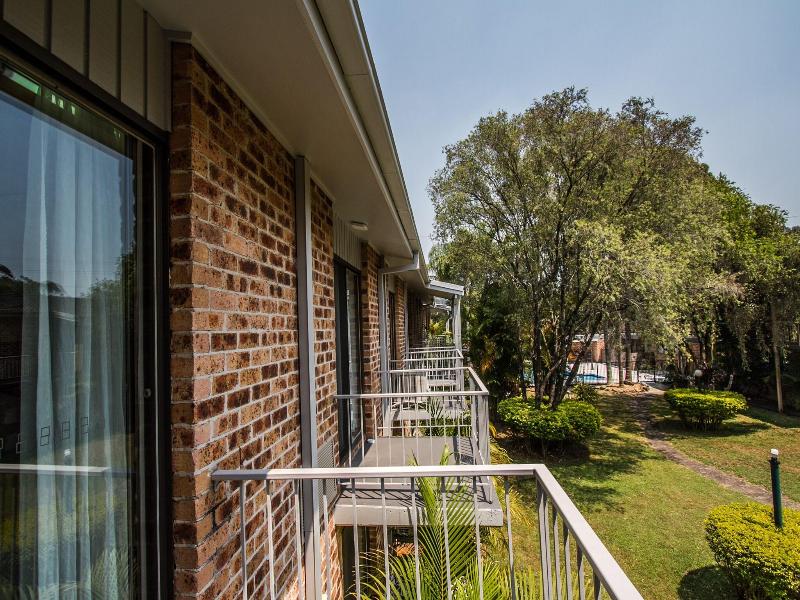 The Willows Motor Inn image