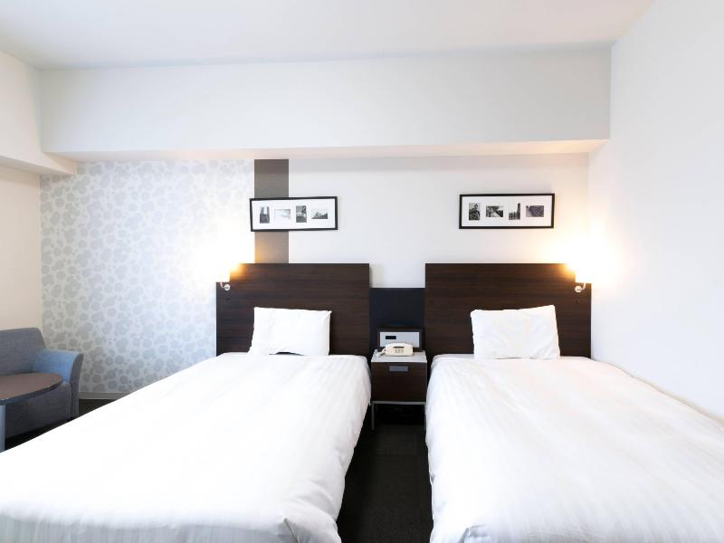 Comfort Hotel Central International Airport image