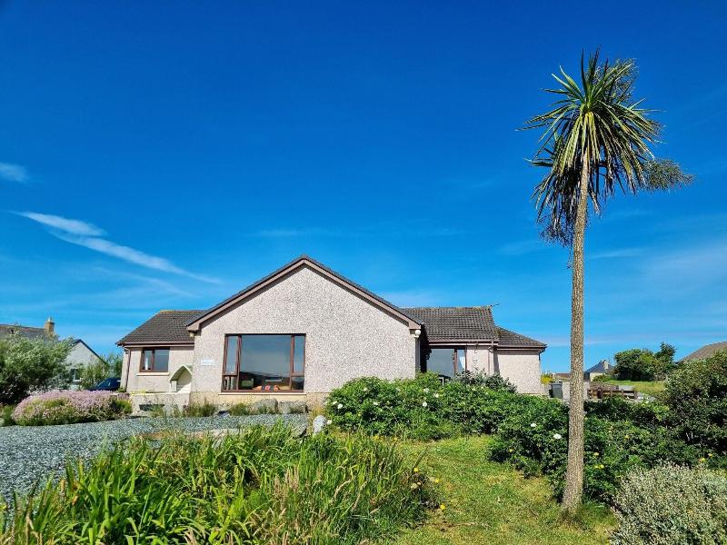 Brae Lea House image