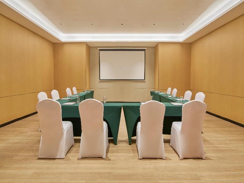 Hilton Garden Inn Guangzhou Huangpu Luogang Scienc image