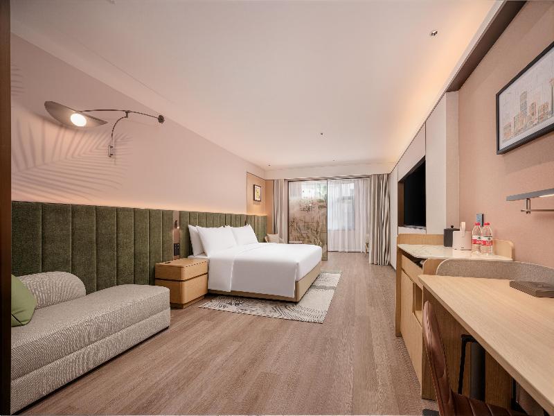 Hilton Garden Inn Beijing Fengtai Xiaotun Road image