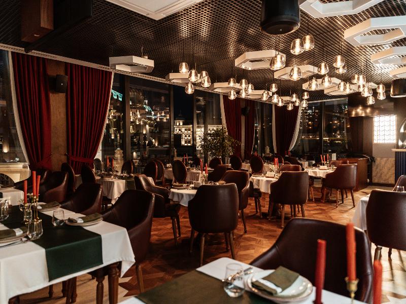 Meridian Luxury Boutique Hotel image