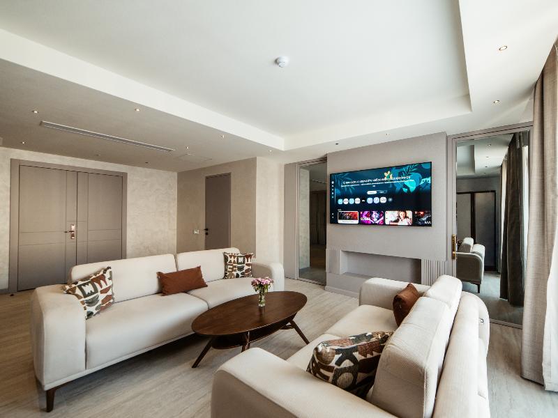 Meridian Luxury Boutique Hotel image