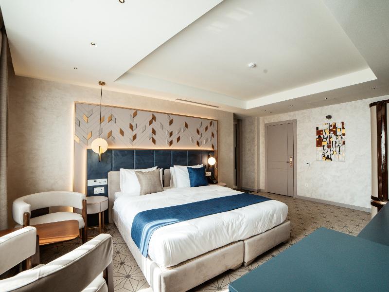 Meridian Luxury Boutique Hotel image