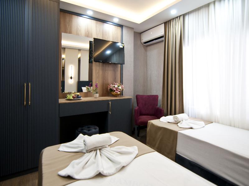 Grand Bagoz Hotel image