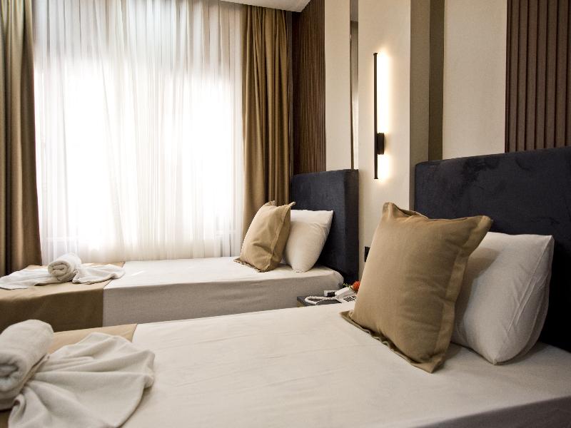 Grand Bagoz Hotel image