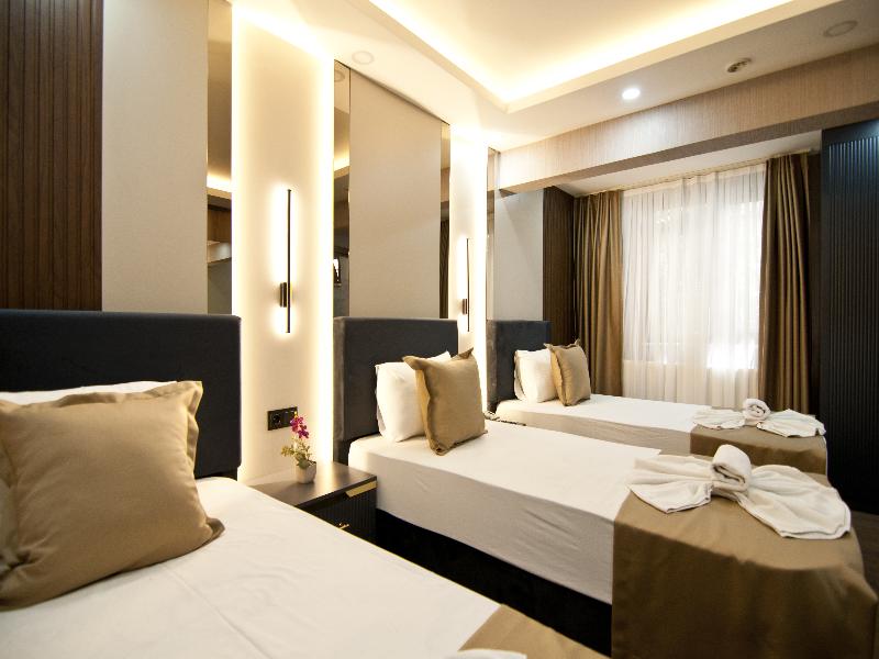 Grand Bagoz Hotel image
