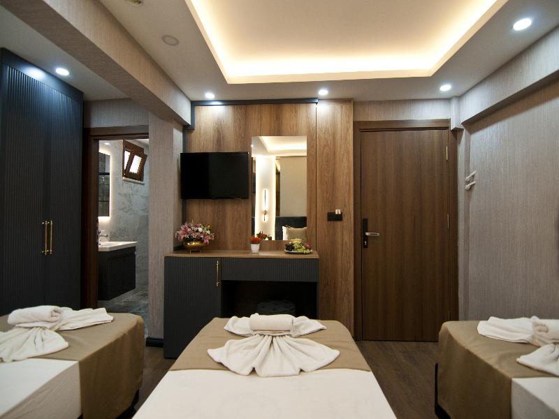 Grand Bagoz Hotel image