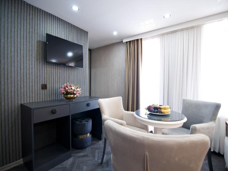 Grand Bagoz Hotel image