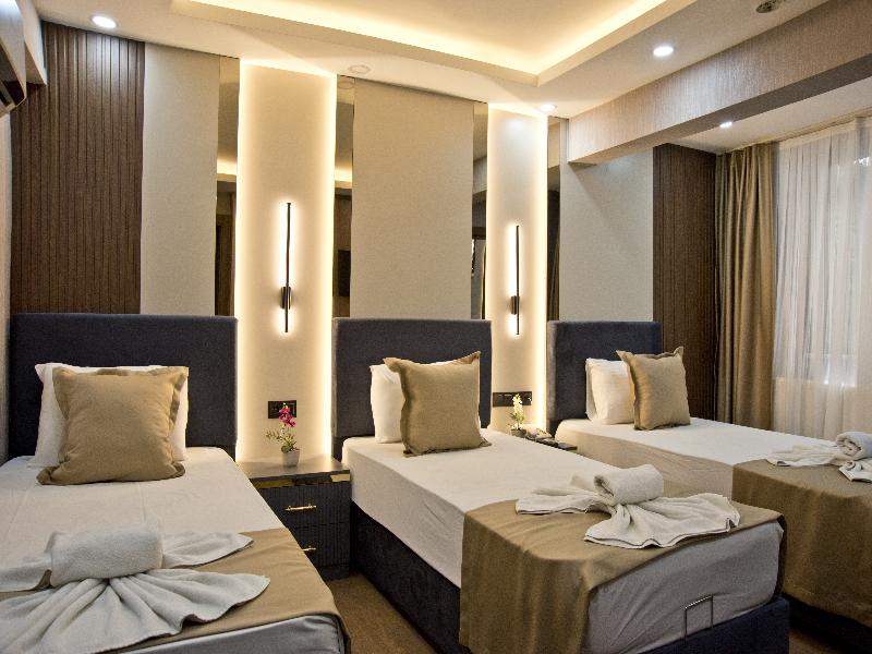 Grand Bagoz Hotel image