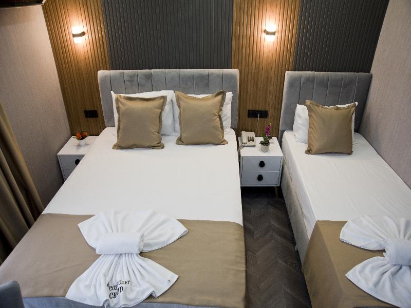 Grand Bagoz Hotel image